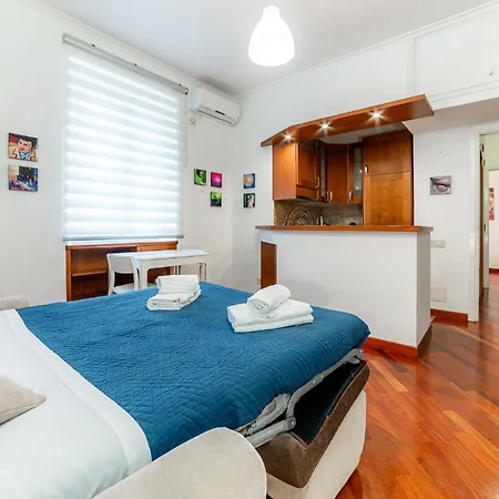 Apartment Daniele Flat - Ospedale Gemelli - Metro Battistini Rom