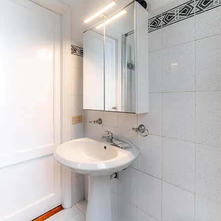 Apartment Daniele Flat - Ospedale Gemelli - Metro Battistini *